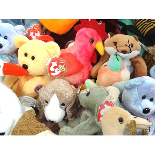 938 - Toys: A quantity of TY Beanie Babies etc. Beanie Babies to include: Slowpoke the Sloth, Scurry the B... 