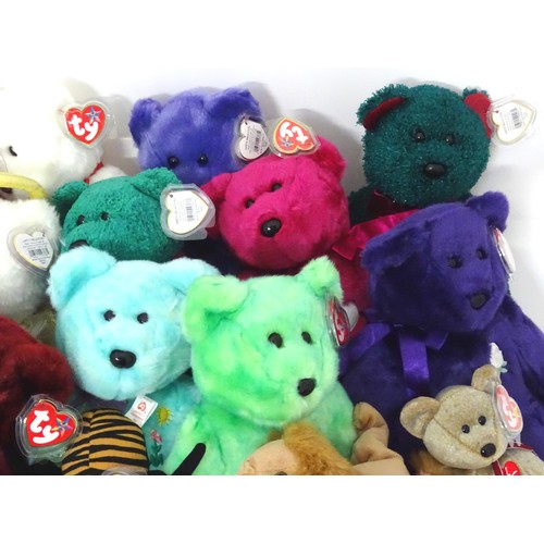 938 - Toys: A quantity of TY Beanie Babies etc. Beanie Babies to include: Slowpoke the Sloth, Scurry the B... 