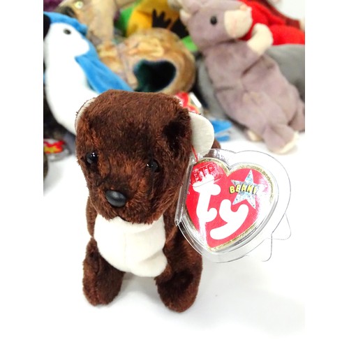 938 - Toys: A quantity of TY Beanie Babies etc. Beanie Babies to include: Slowpoke the Sloth, Scurry the B... 