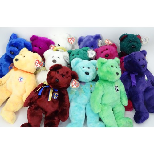 938 - Toys: A quantity of TY Beanie Babies etc. Beanie Babies to include: Slowpoke the Sloth, Scurry the B... 