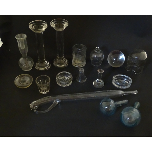 334 - A quantity of assorted scientific / medical glassware and implements, to include vessels, sphere, li... 