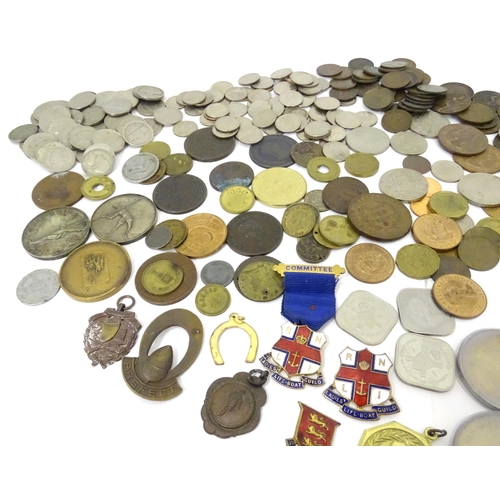 916 - Coins: A quantity of assorted Victorian and later UK and Worldwide coins. Together with assorted fob... 