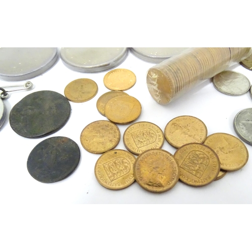 916 - Coins: A quantity of assorted Victorian and later UK and Worldwide coins. Together with assorted fob... 