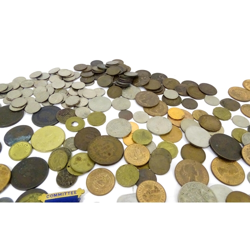 916 - Coins: A quantity of assorted Victorian and later UK and Worldwide coins. Together with assorted fob... 