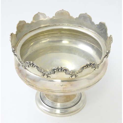 632 - A silver pedestal bowl hallmarked Chester 1912, maker George Nathan and Ridley Hayes. Approx. 6