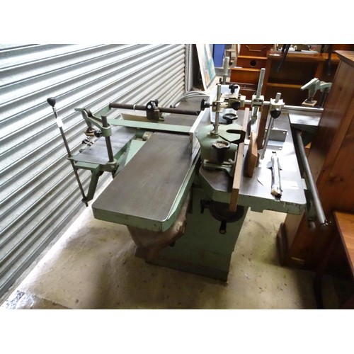 551 - Woodworking machine : a Lurem France 'C260N Universal Woodworker' with manual, approx 56