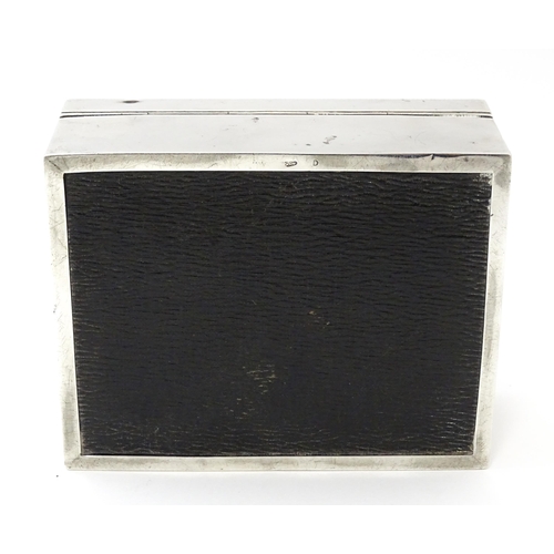 471 - An Art Deco silver cigarette box with engine turned decoration hallmarked London 1926, maker Mappin ... 