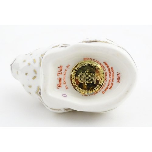 110 - A Royal Crown Derby paperweight modelled as a Bank Vole. Marked under. Boxed. Approx. 3 1/4