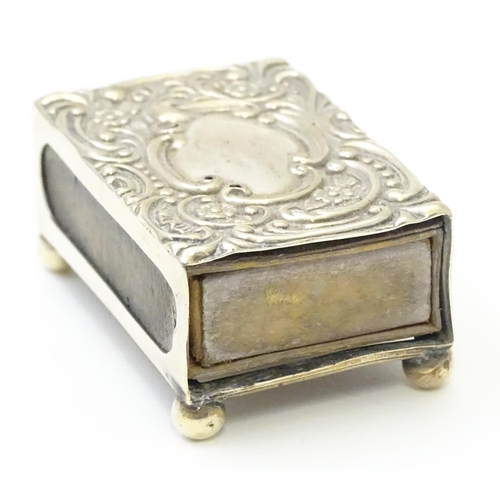 340 - A silver match box holder hallmarked Birmingham 1901 , maker William J Hommes. Approx. 1 3/4