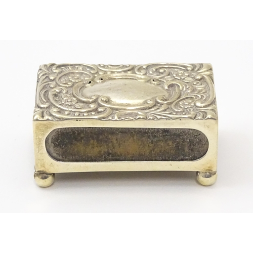 340 - A silver match box holder hallmarked Birmingham 1901 , maker William J Hommes. Approx. 1 3/4