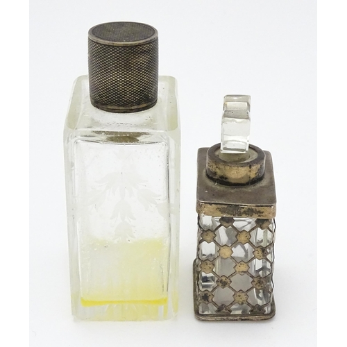 403 - A glass scent bottle with silver mounts and overlay, hallmarked Birmingham 1912, maker G. E. Walton ... 