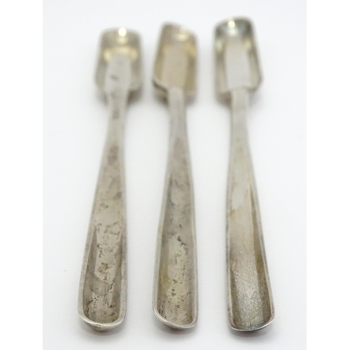 297 - Three Scottish silver marrow scoops hallmarked Edinburgh 1802, maker McHattie & Fenwick. Each with e... 