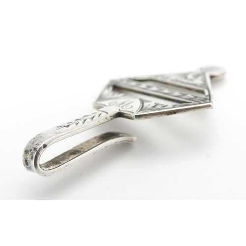 271 - An Art Deco silver napkin clip hallmarked Birmingham 1924, maker Rolason Brothers. Approx. 1 3/4