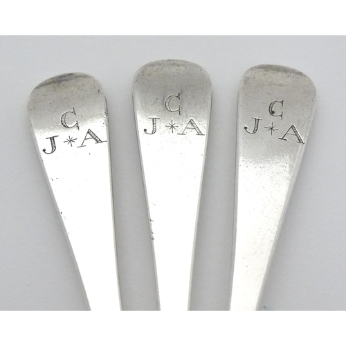 298 - Three silver Old English pattern salt spoons hallmarked London 1815, maker William Bateman. Approx. ... 