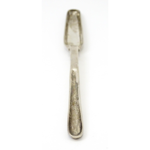 358 - A Scottish silver marrow scoop hallmarked Edinburgh 1830 maker James McKay. Approx 9