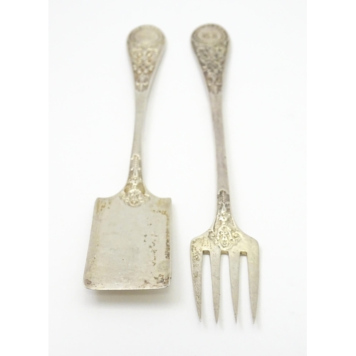 371 - A pair of Victorian silver servers, hallmarked London 1883, maker Martin, Hall & Co. Approx. 7 1/4