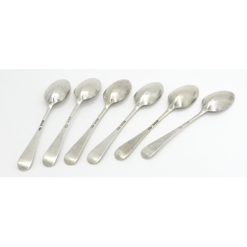 375 - A set of six silver teaspoons hallmarked Sheffield 1918, maker Sutherland & Rodan. Approx. 4