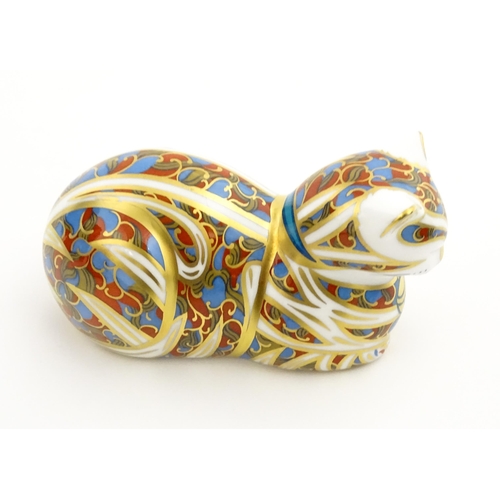 114 - Two Royal Crown Derby paperweights modelled as cats, one a limited edition example titled Majestic K... 