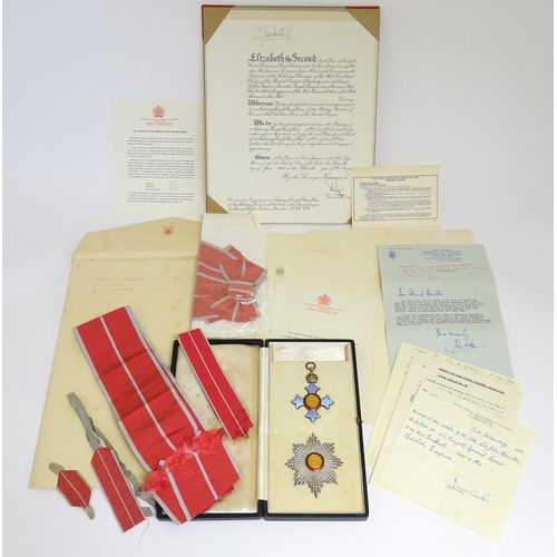 839 - Militaria: Admiral Sir John Graham Hamilton GBE CB (1910-1994): A cased Knight's Cross of the Most E... 