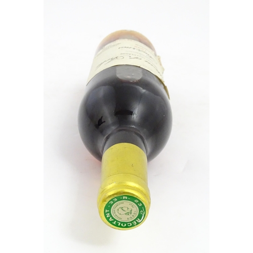 1092 - A 75cl bottle of Chateau d'Arche Sauternes 1990.