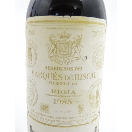 1094 - Two 75cl bottles of Heredos Del Marques de Risal El Ciego, comprising a 1994 Rosado Rioja and a 1985... 