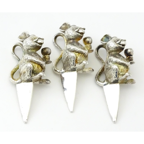 432 - Three novelty white metal cheese picks / markers in the form of mice. Approx. 1 3/4