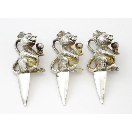 432 - Three novelty white metal cheese picks / markers in the form of mice. Approx. 1 3/4