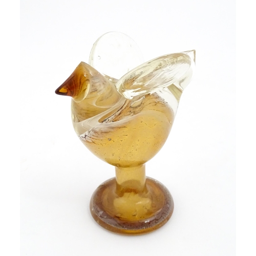 173 - Oiva Toikka - A Nuutarjarvi Notsjo glass Sieppo or Flycatcher bird figure in amber. Designed by Oiva... 