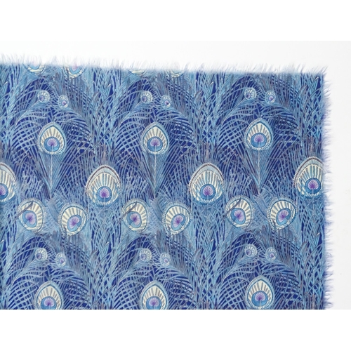 1259 - Vintage fashion / clothing: A Liberty of London wool peacock scarf in blue. Approx. 49