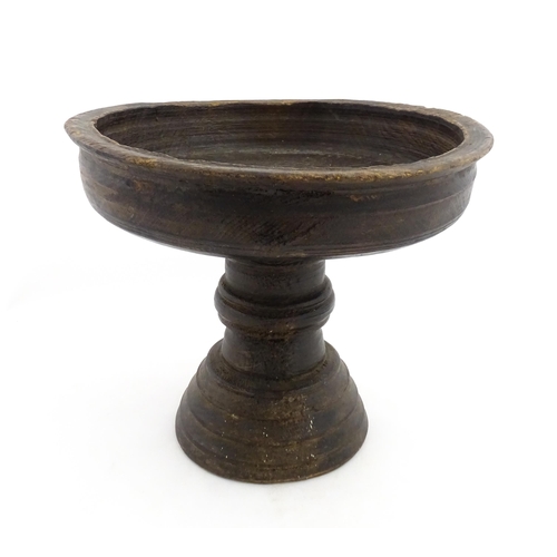 1237 - A large turned wooden pedestal bowl with knop and banded detail. Approx. 13