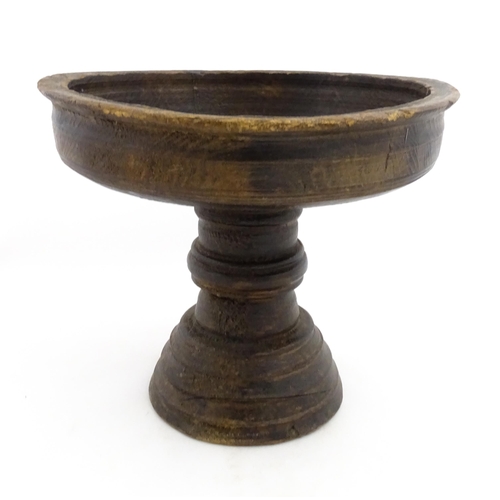 1237 - A large turned wooden pedestal bowl with knop and banded detail. Approx. 13