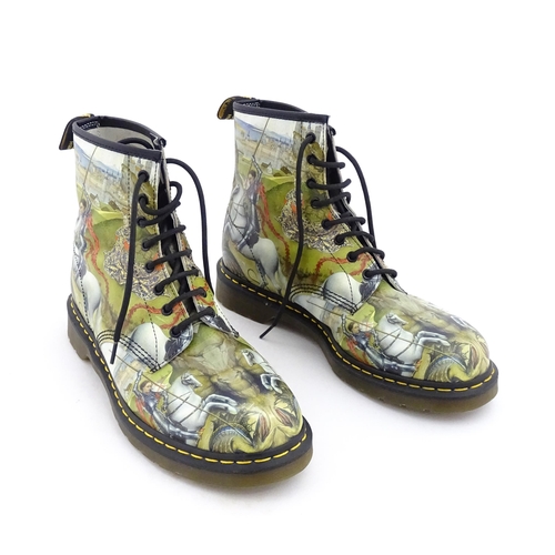 1257 - Vintage fashion / clothing: A pair of Dr Martens 1460 boots, Tate Collection depicting Saint George ... 