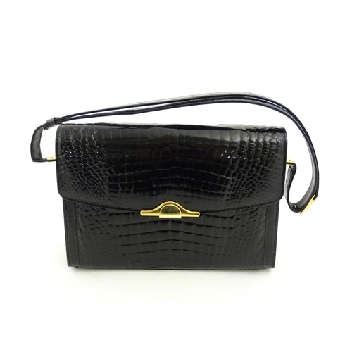 1260 - Vintage fashion / clothing: Two vintage black handbags, the largest approx. 10 1/2 x 8