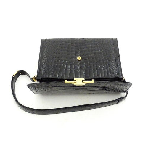 1260 - Vintage fashion / clothing: Two vintage black handbags, the largest approx. 10 1/2 x 8