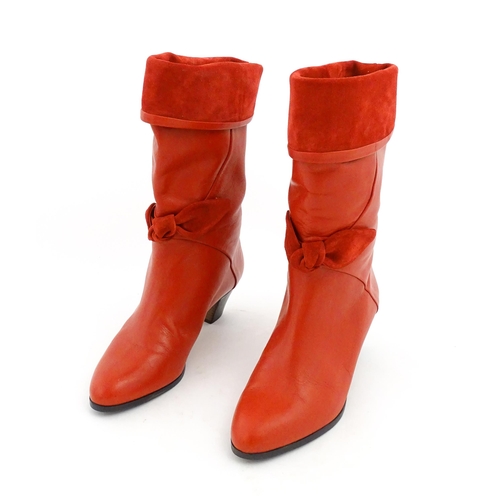 1261 - Vintage fashion / clothing: A pair of early 1990's Rombah Wallace red leather and suede boots. UK si... 