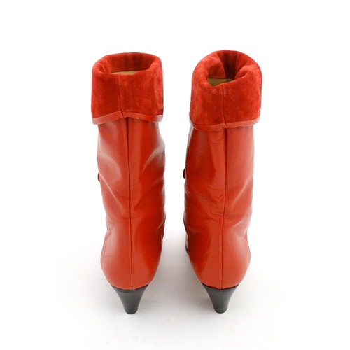 1261 - Vintage fashion / clothing: A pair of early 1990's Rombah Wallace red leather and suede boots. UK si... 