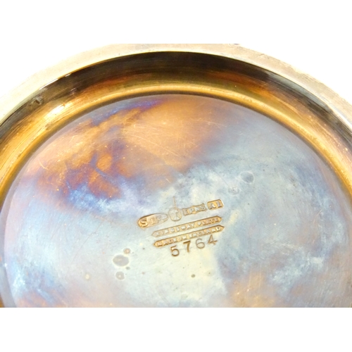 478 - A silver plate cocktail shaker with engraved cocktail recipes detail to sides. Approx. 9 3/4