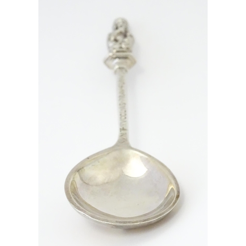 398 - A silver apostle spoon hallmarked Sheffield 1973, maker Royal Irish Silver Co. Approx. 6 1/4