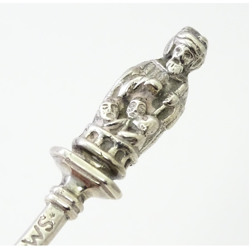 398 - A silver apostle spoon hallmarked Sheffield 1973, maker Royal Irish Silver Co. Approx. 6 1/4