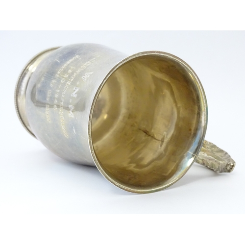 262 - A Victorian silver tankard hallmarked London 1862 maker Augustus George Piesse. Approx 5 1/4