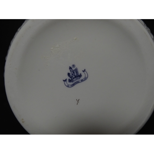 81 - A Belleek Paros vase with flared rim. Marked under. Approx. 10 3/4