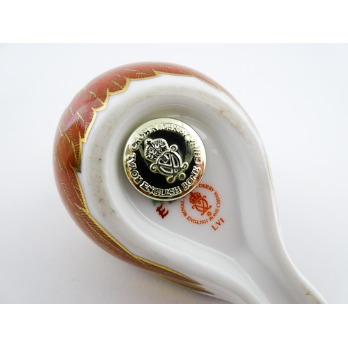 114 - A Royal Crown Derby paperweight modelled as a Chaffinch. Boxed. Approx. 2 1/2