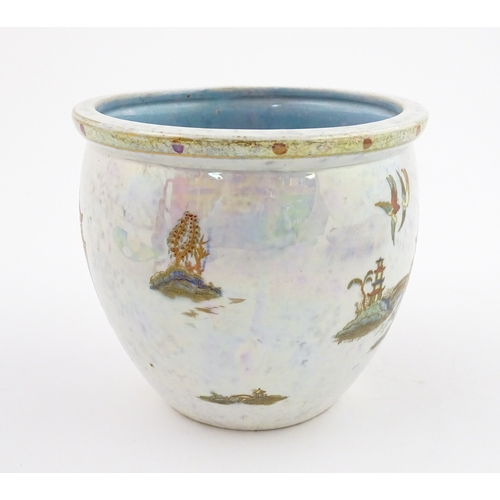 83 - A Carlton Ware lustre planter decorated in the Mikado pattern. Marked under. Approx. 5 1/2