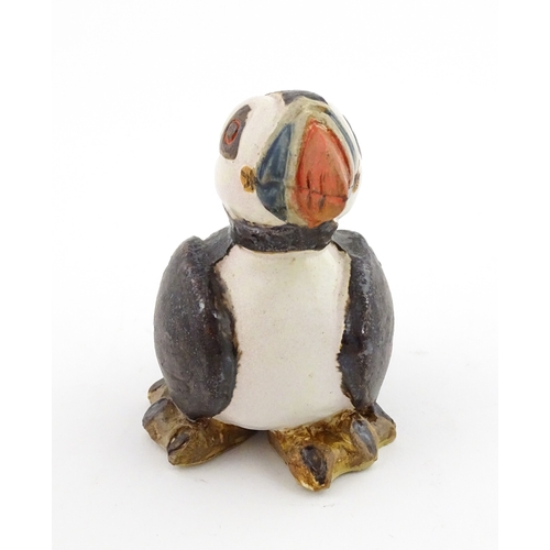 98 - A Zoo Original studio pottery model of a Puffin. Signed under Mini Puffin, no. 58. Approx. 4