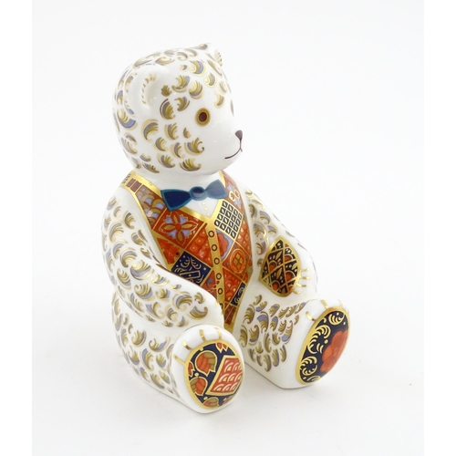 116 - A Royal Crown Derby paperweight modelled as a Regal Goldie Bear. Signed under John Ablitt. Boxed. Ap... 