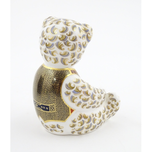 116 - A Royal Crown Derby paperweight modelled as a Regal Goldie Bear. Signed under John Ablitt. Boxed. Ap... 