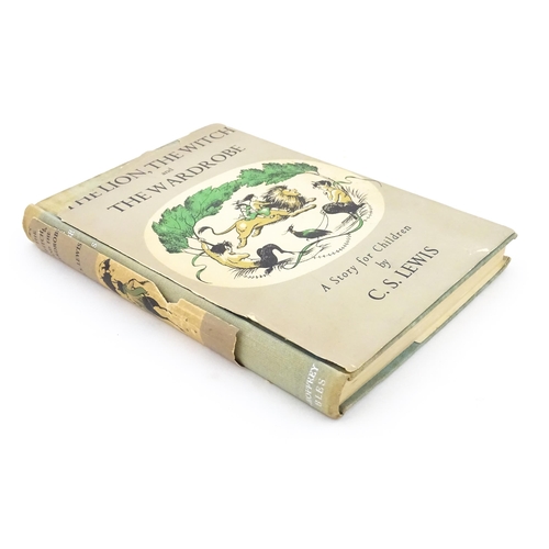 929 - Book: The Lion, The Witch and The Wardrobe, by C. S. Lewis, illustrated by Pauline Baynes. First Edi... 