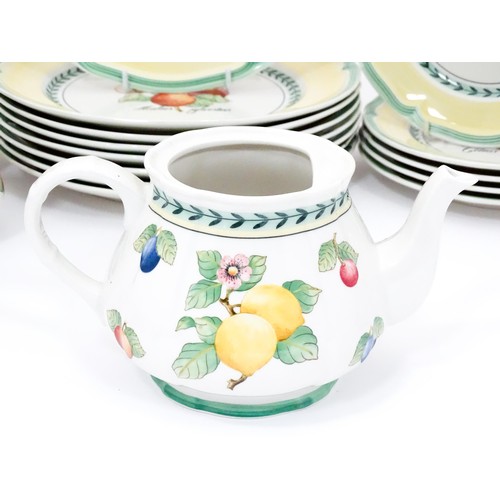 185 - A quantity of Villeroy & Boch tea and dinner wares in the French Garden Valence and French Garden Fl... 