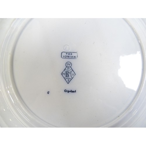 186 - A quantity of Copeland late Spode blue and white dinner wares decorated with ruins to include plates... 