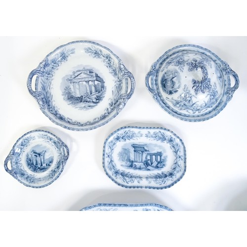 186 - A quantity of Copeland late Spode blue and white dinner wares decorated with ruins to include plates... 